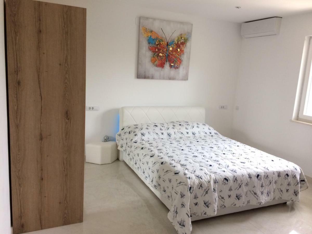 Apartment Marina Komiza Ngoại thất bức ảnh